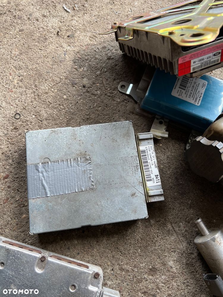 Komputer silnika Ford Explorer 4.0b v6 - 5