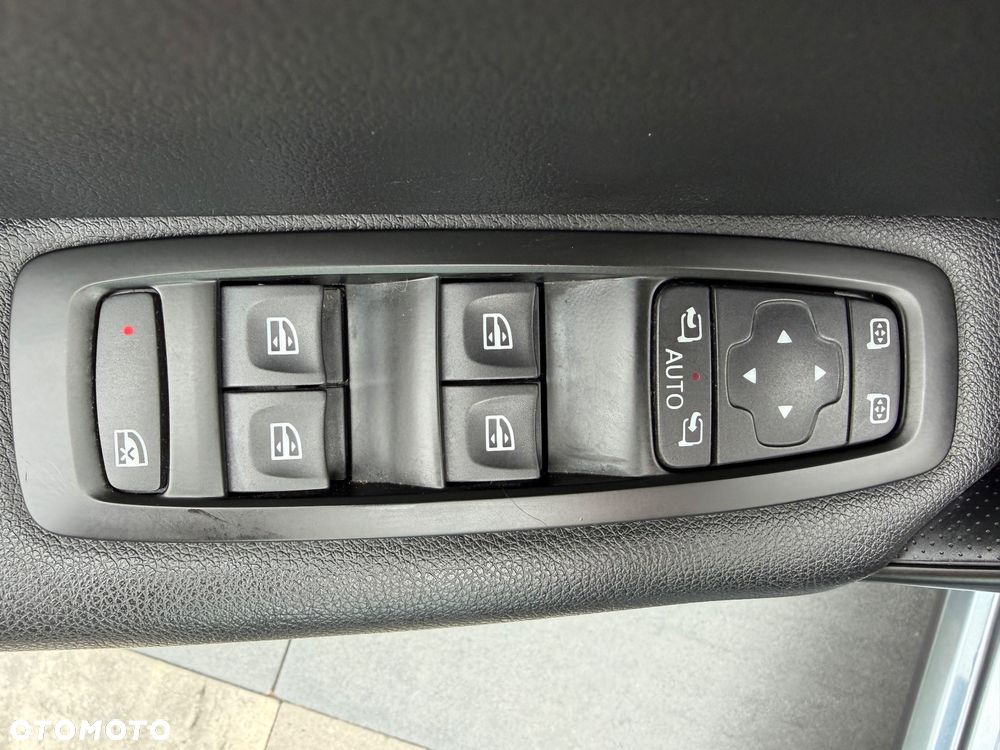 Renault Megane 1.5 Blue dCi Intens - 35