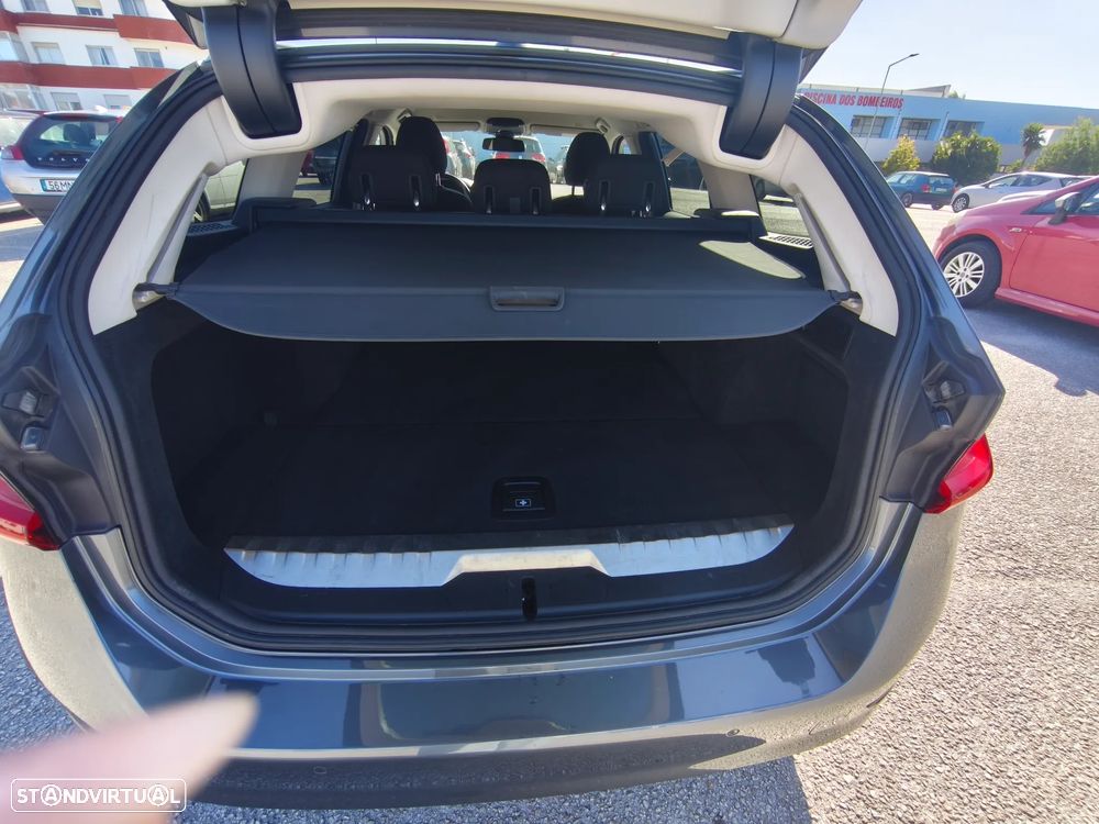 BMW 330 e Auto - 3