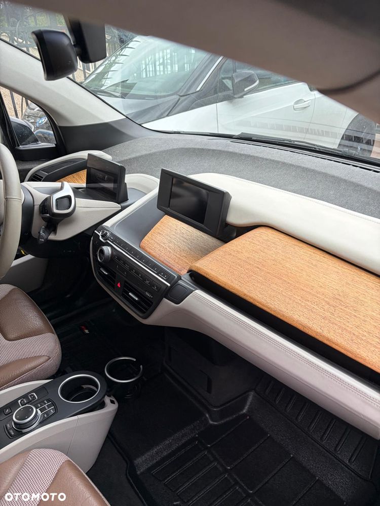 BMW i3 (120 Ah) - 16