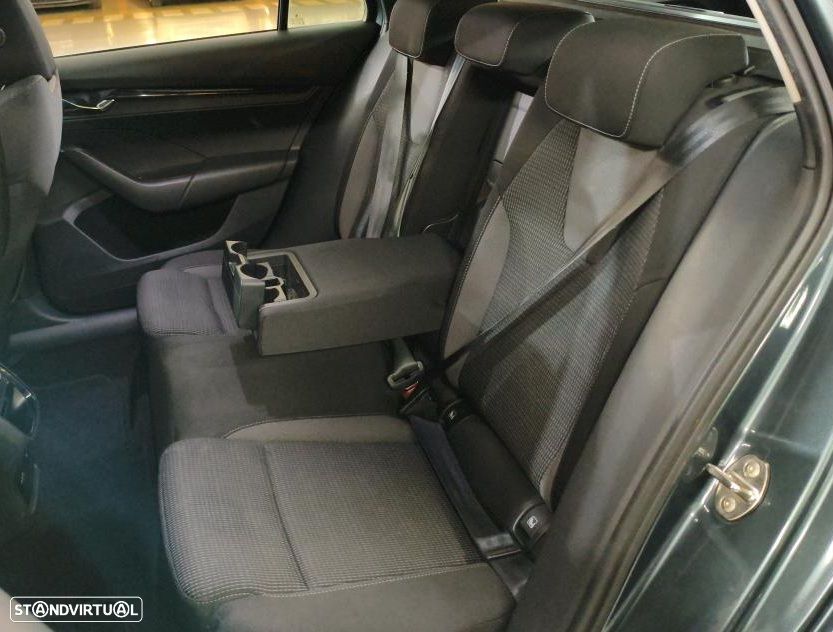 Skoda Octavia Break 2.0 TDI Ambition - 6