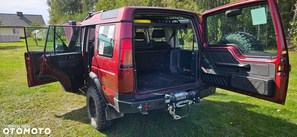 Land Rover Discovery - 32