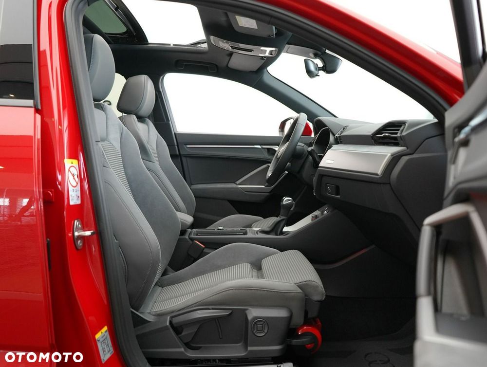 Audi Q3 Sportback - 30