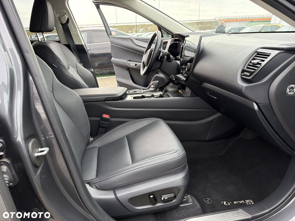 Lexus NX 350h Prestige AWD - 9