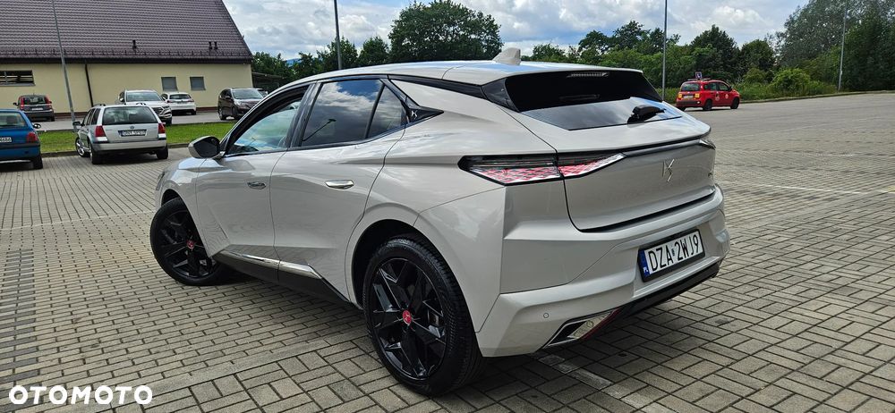 DS Automobiles DS 4 1.5 BlueHDi Performance Line + - 4