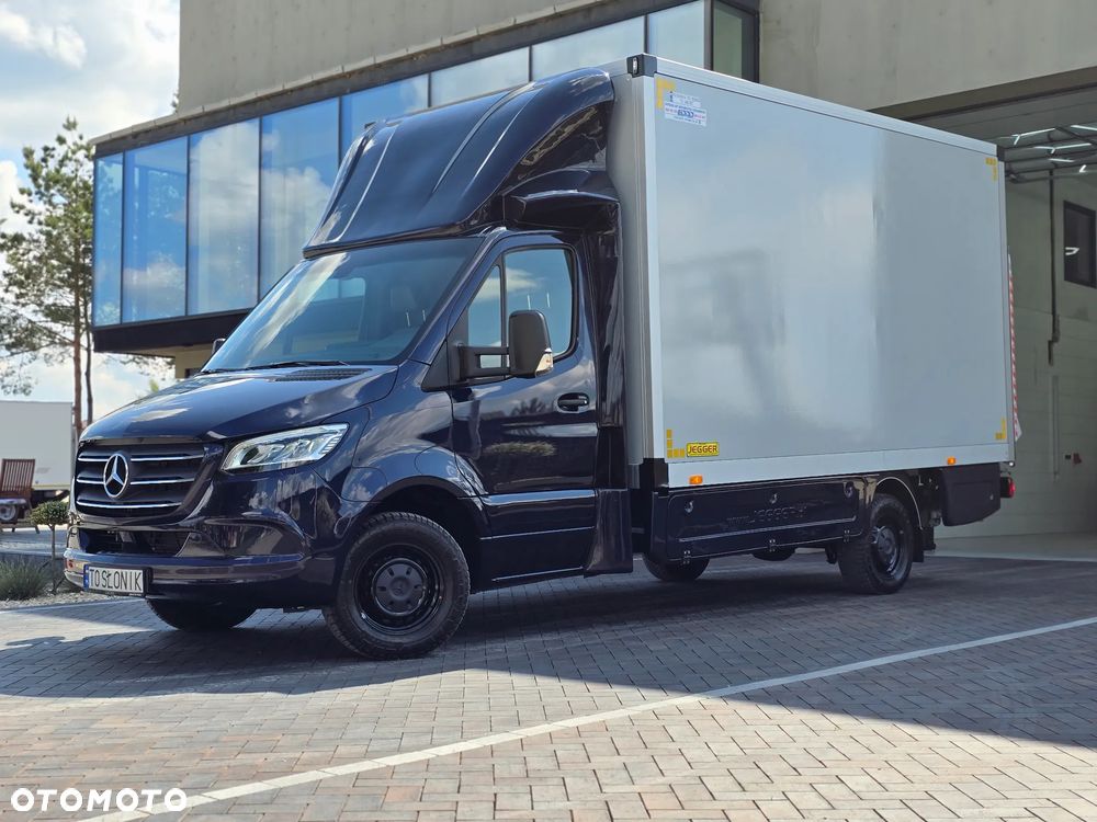 Mercedes-Benz SPRINTER 319 3.0 CDI KONTENER 4,28cmDługi 2,29cmSzero 2,24cmWysok + WINDA 750Kg 42Tyś km SERWIS DO OSTATNIEGO Km ASO MERCEDES-BENZ SALON PL STAN NOWY NOWY NOWY FABRYCZNA GWARANCJA - 10