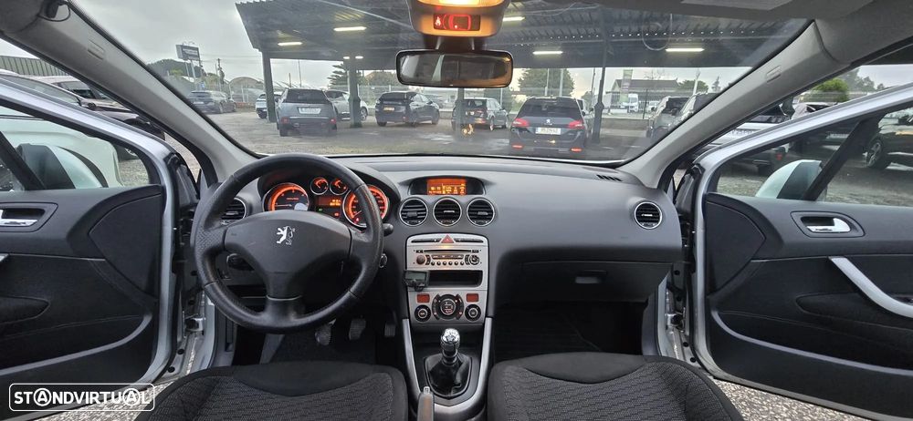 Peugeot 308 SW 1.6 HDi Premium CVM6 - 19