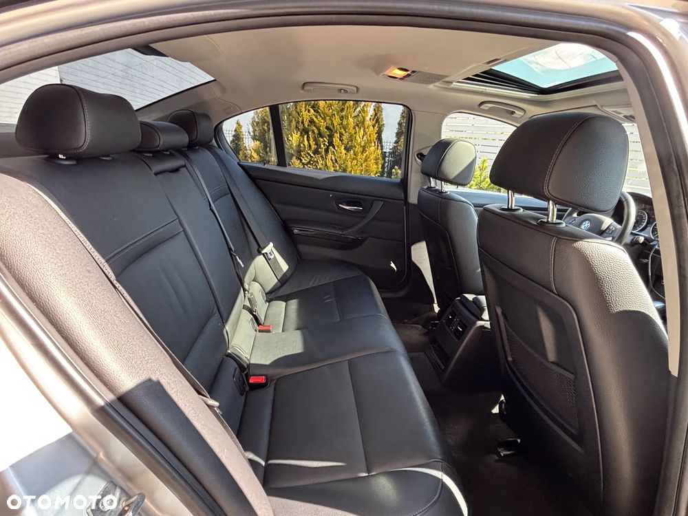 BMW Seria 3 318d DPF Edition Exclusive - 9