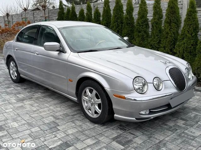 Jaguar S-Type - 4
