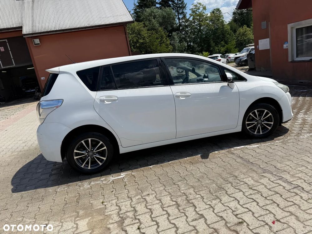 Toyota Verso 1.6 D-4D 5-Sitzer Start/Stop Edition S+ - 6