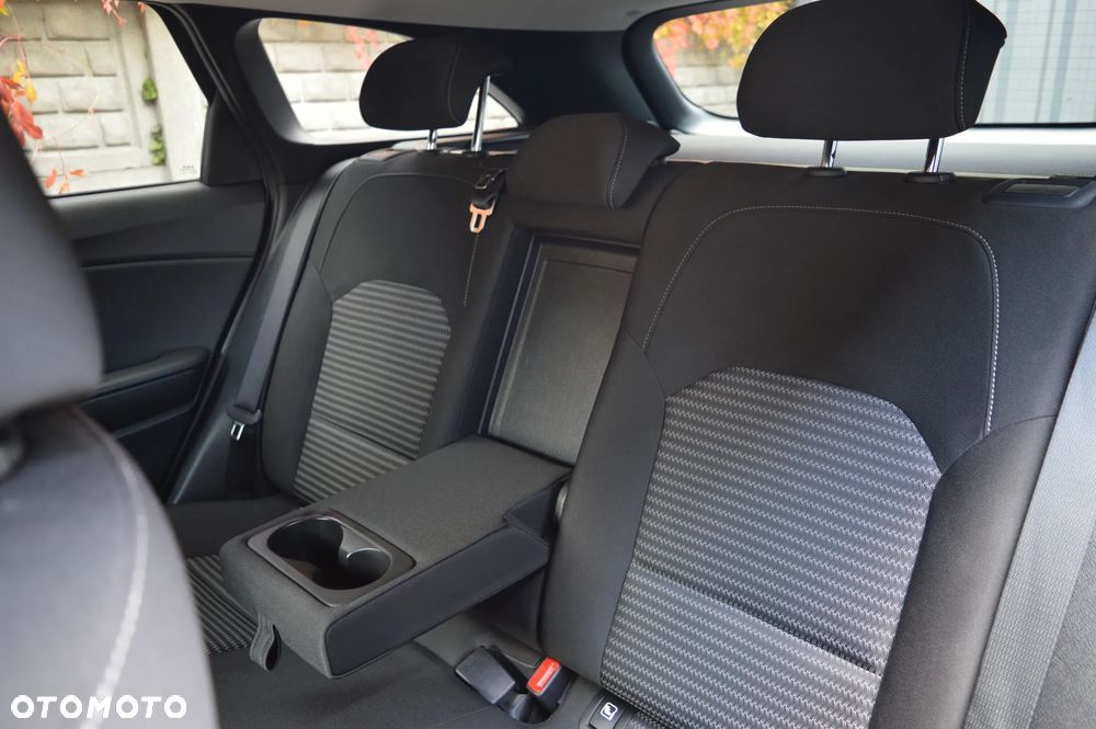 Kia Ceed 1.5 T-GDI Business Line Plus DCT - 25