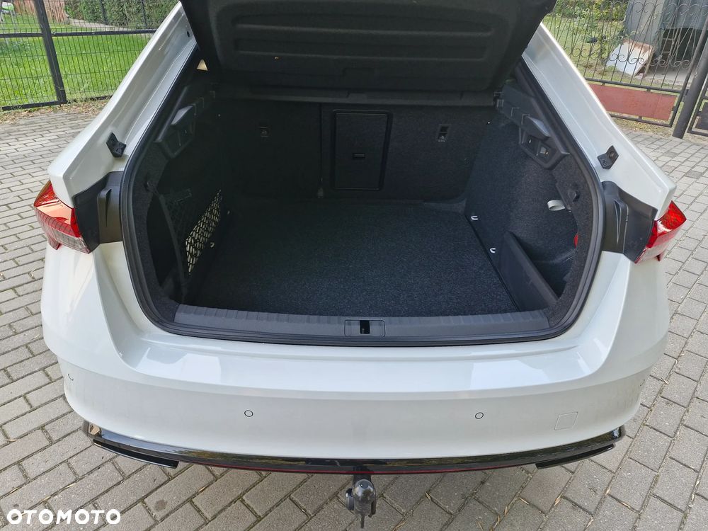 Skoda Octavia 2.0 TSI RS DSG - 17