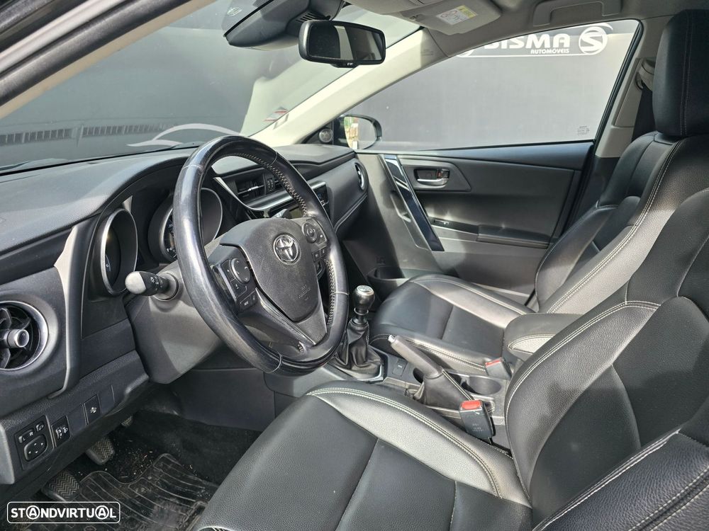 Toyota Auris Touring Sports 1.4 D-4D Comfort+Pack Sport - 9