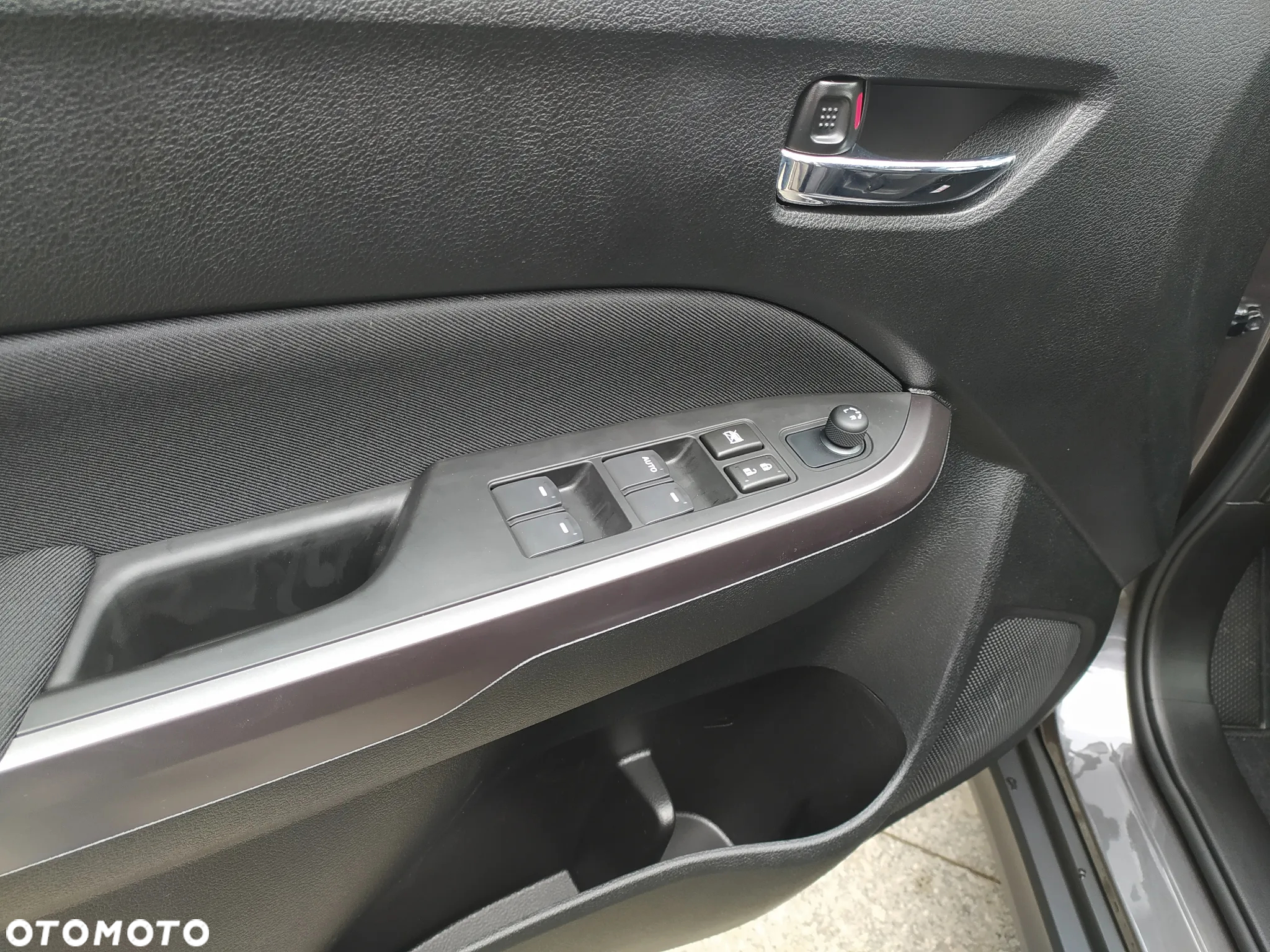 Suzuki Vitara 1.4 Boosterjet mHEV Premium Plus 4WD - 35