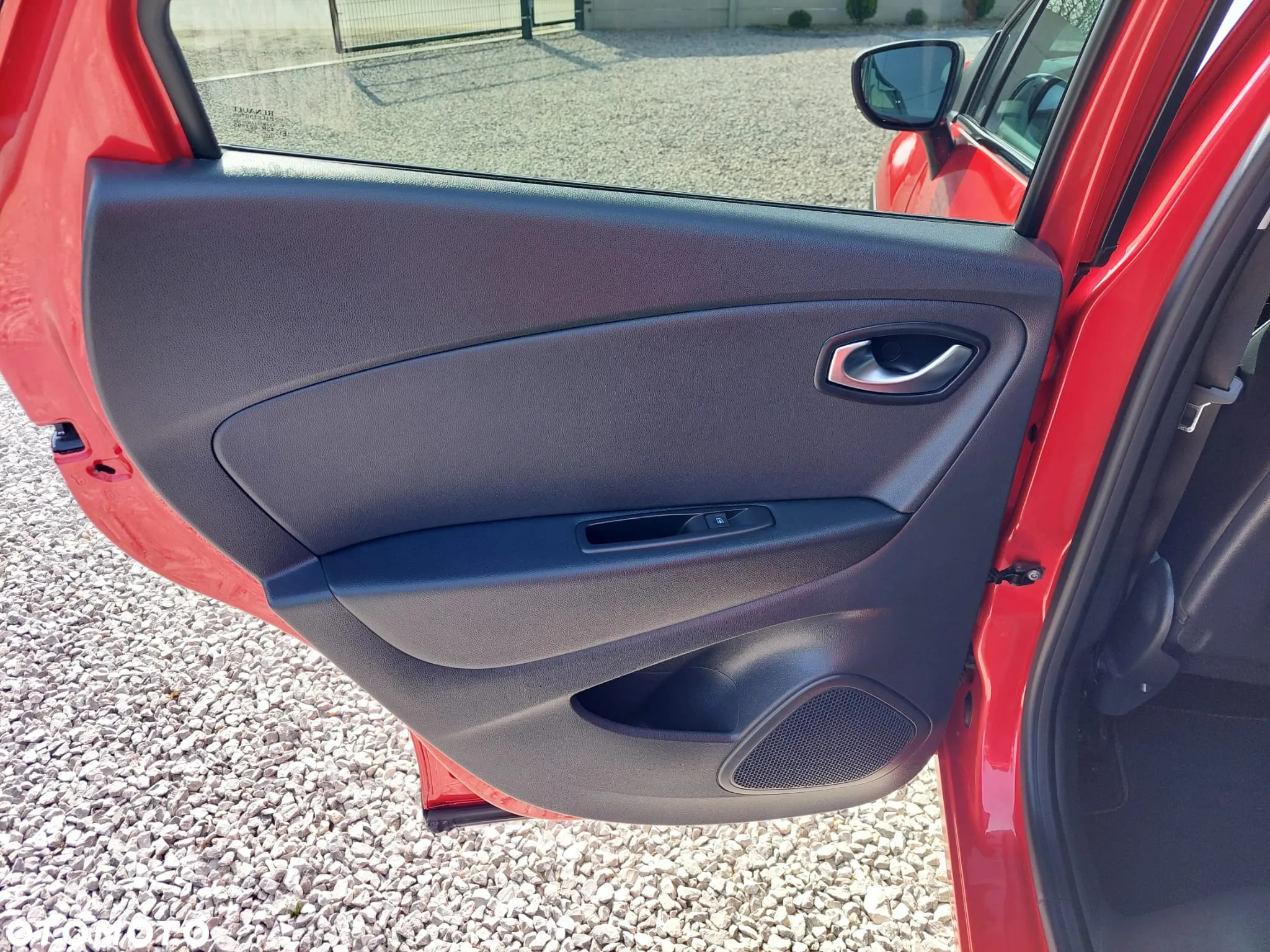 Renault Captur 1.2 Energy TCe Initiale Paris - 32