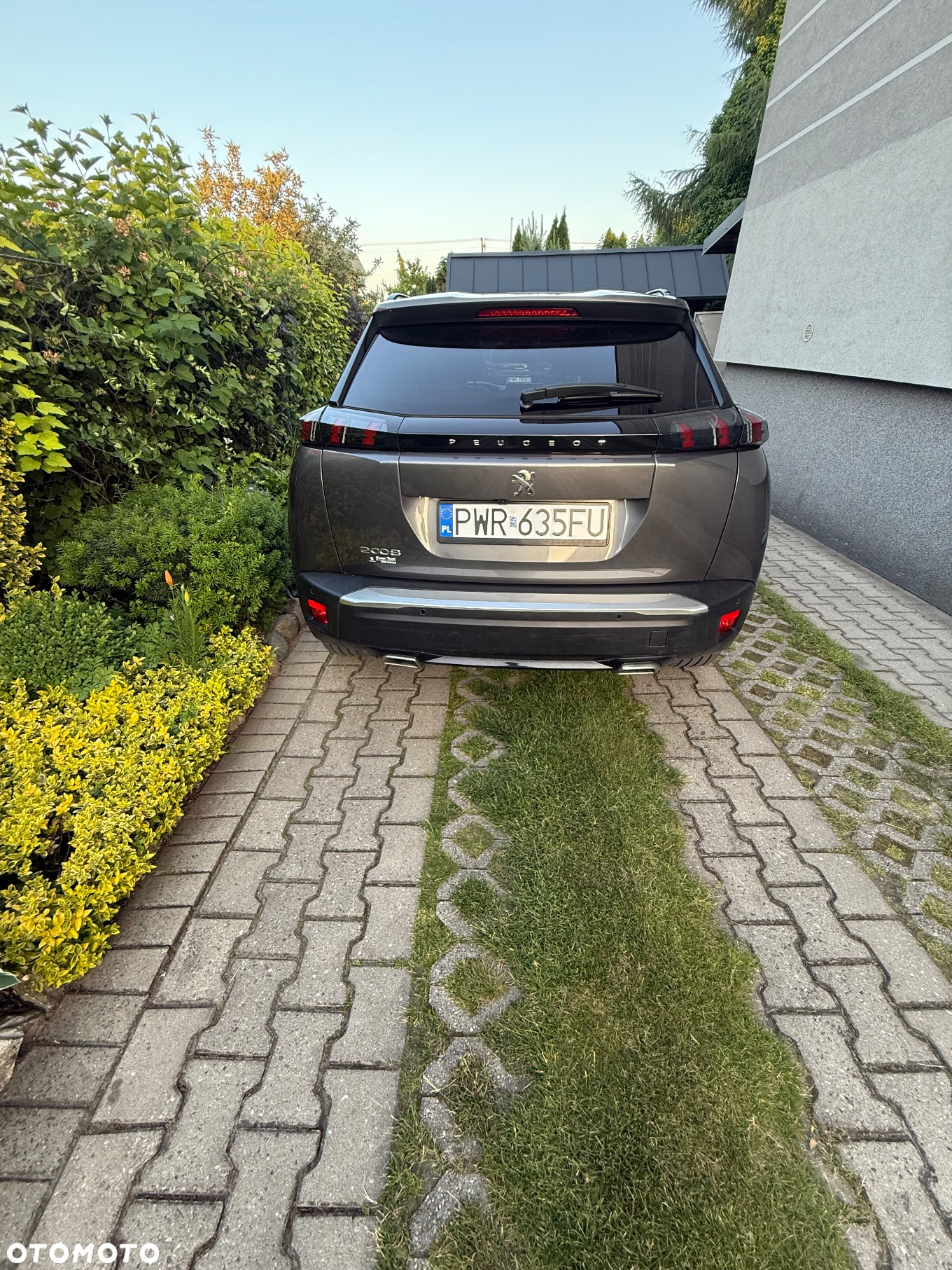 Peugeot 2008 PureTech 130 Allure - 5