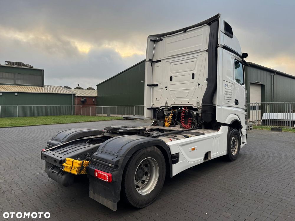 Mercedes-Benz Actros 1848 LS - 4
