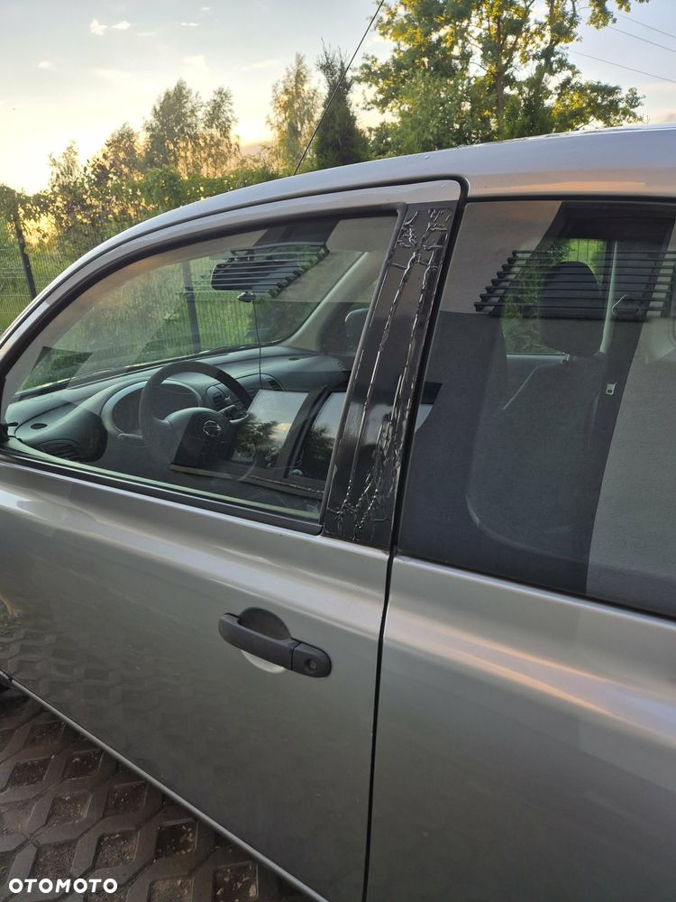 Nissan Micra 1.2 Visia - 11