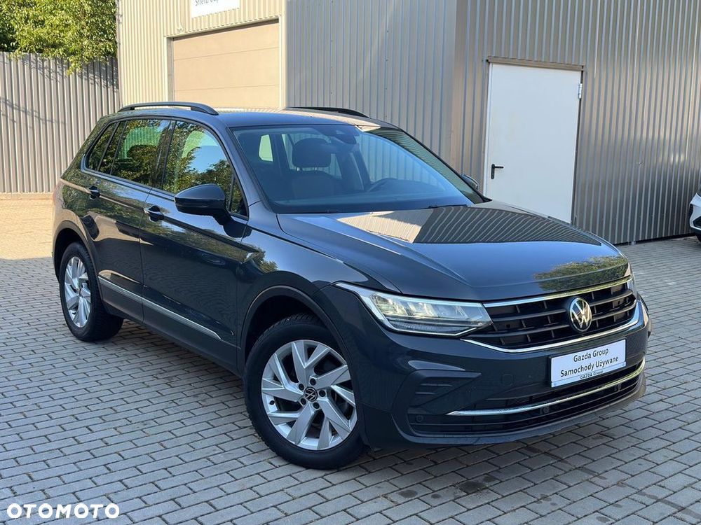 Volkswagen Tiguan 2.0 TDI SCR 4Mot Life DSG - 2