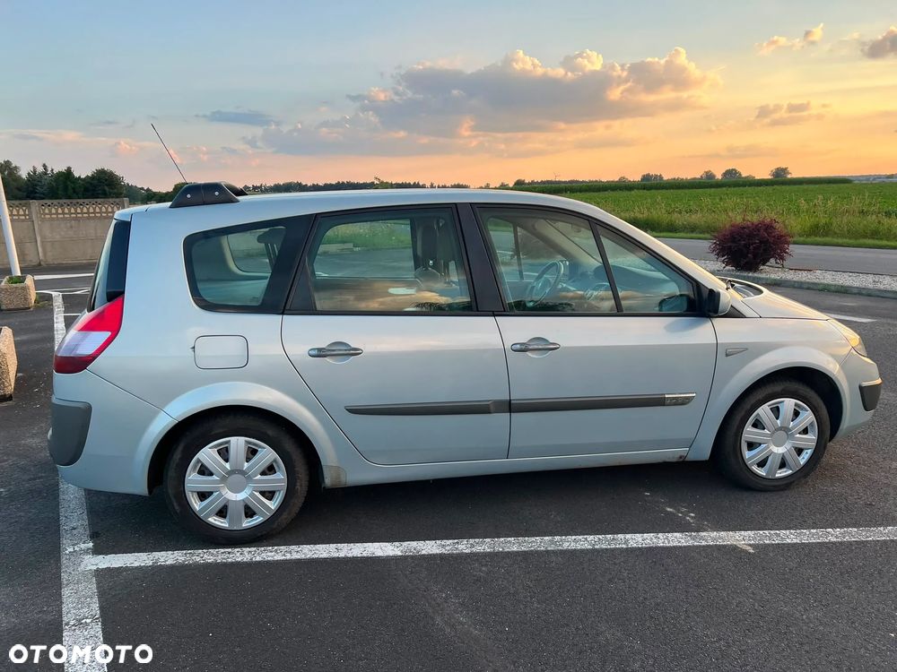 Renault Scenic 1.9 dCi Avantage - 13