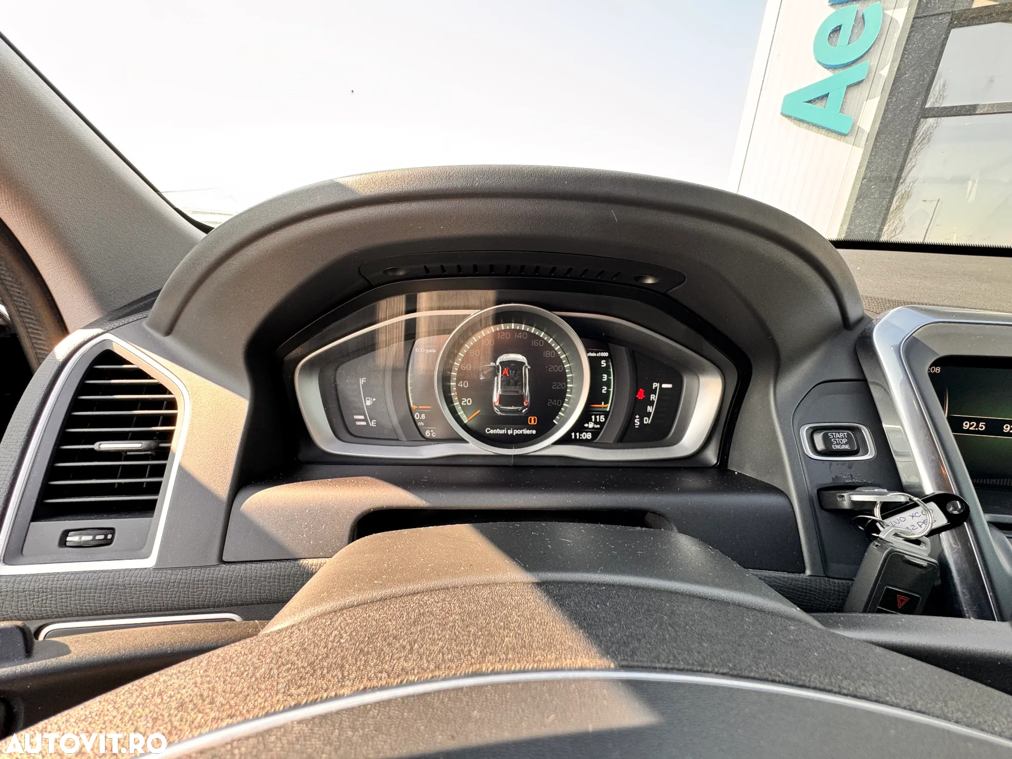 Volvo XC 60 D4AWD Kinetic - 26