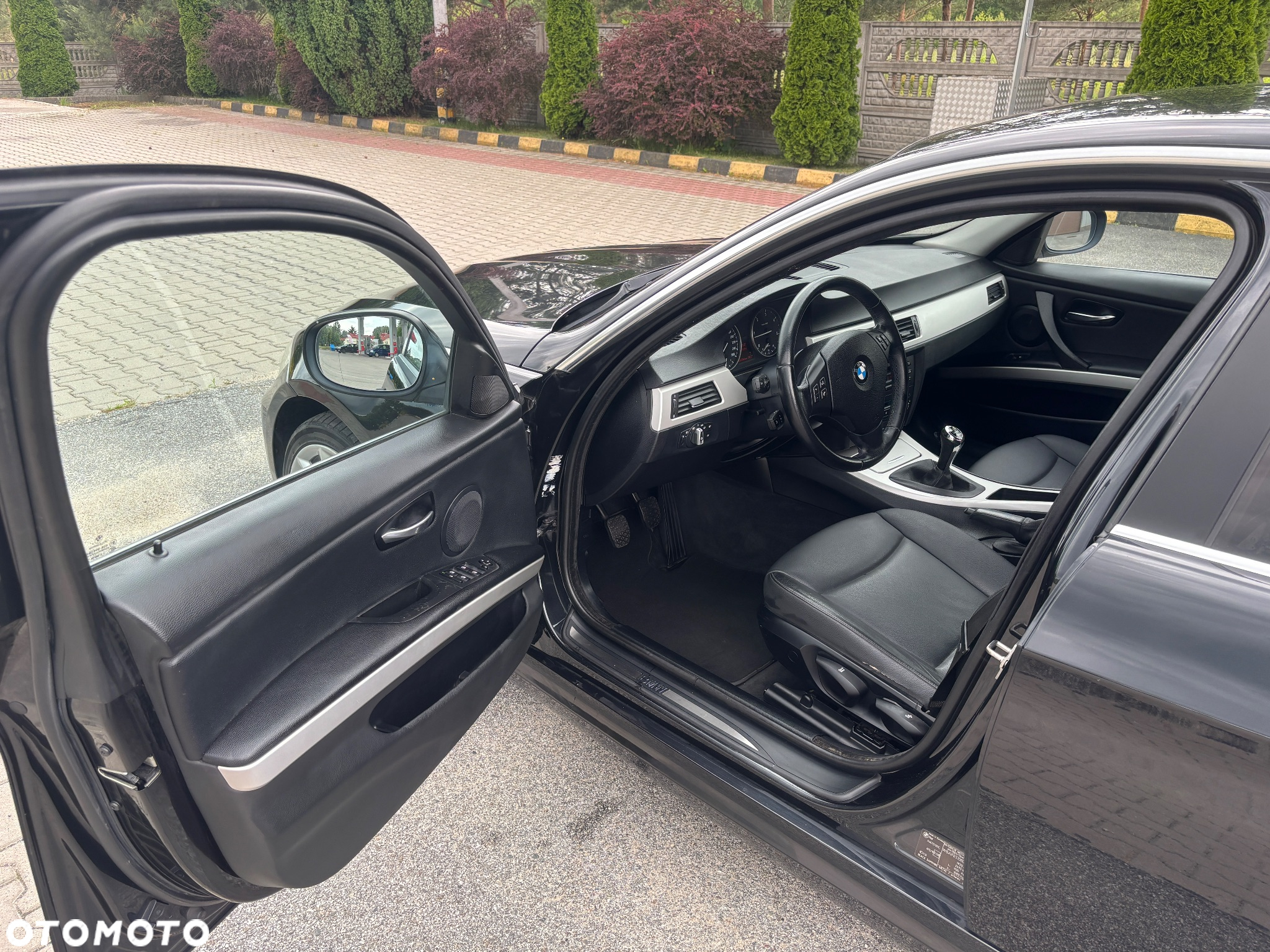 BMW Seria 3 318d - 17