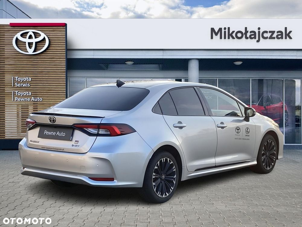 Toyota Corolla 1.8 Hybrid GR Sport - 6
