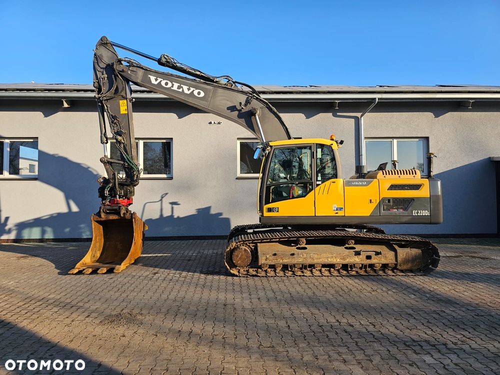 Volvo EC 220 DL - 4