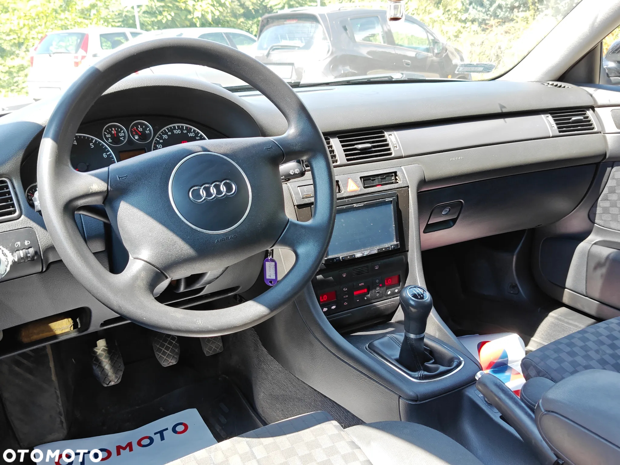 Audi A6 - 6