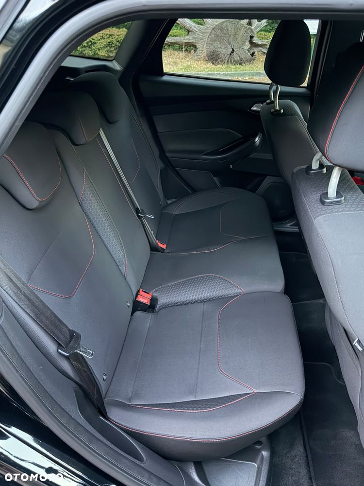 Ford Focus 2.0 TDCi ST-Line Black ASS - 24
