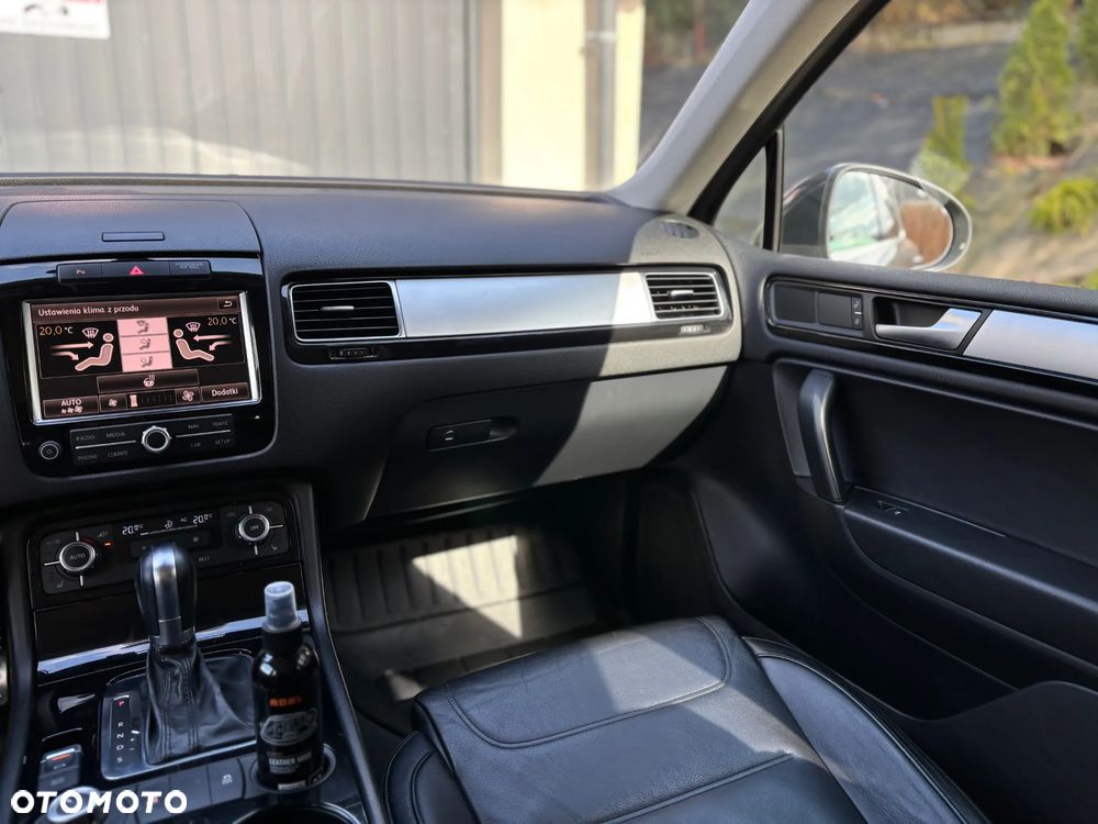 Volkswagen Touareg 3.0 V6 TDI BMT - 20