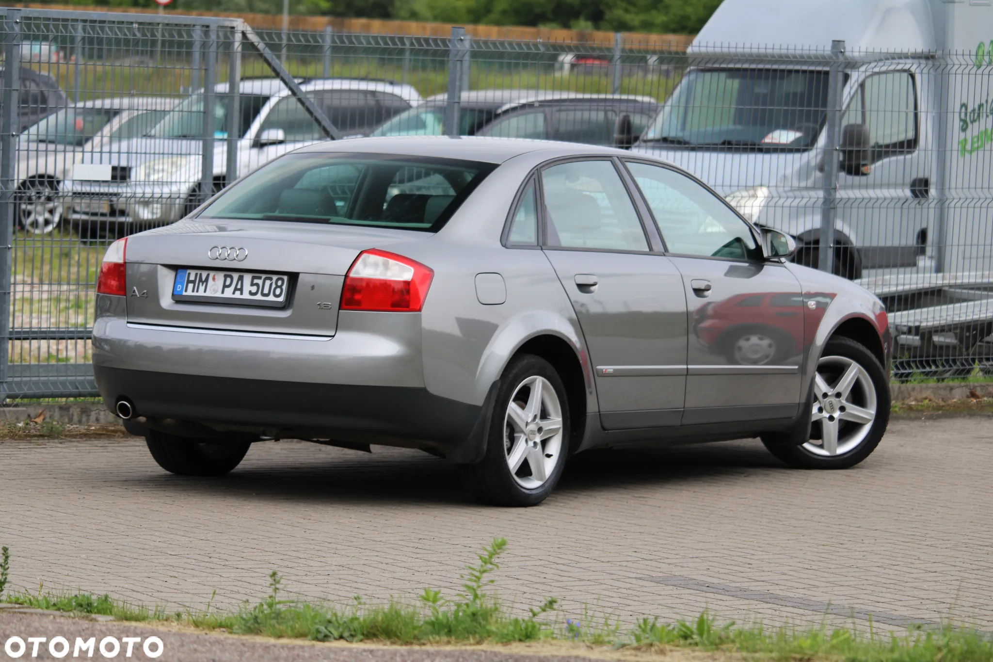 Audi A4 1.6 - 10