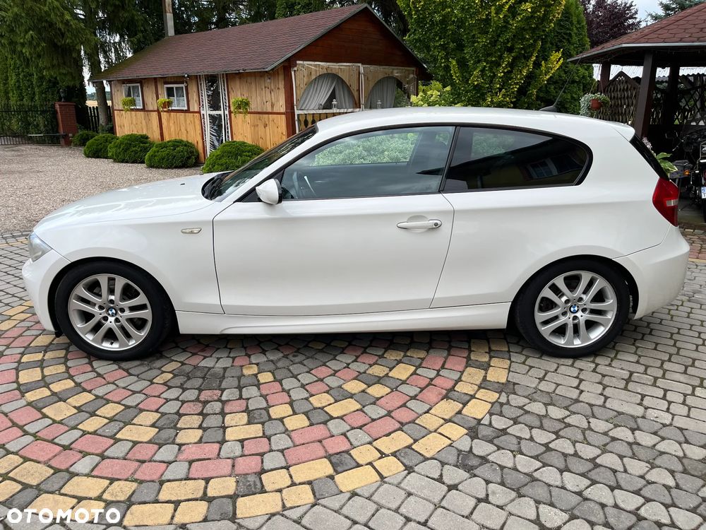 BMW Seria 1 123d DPF Edition Sport - 8
