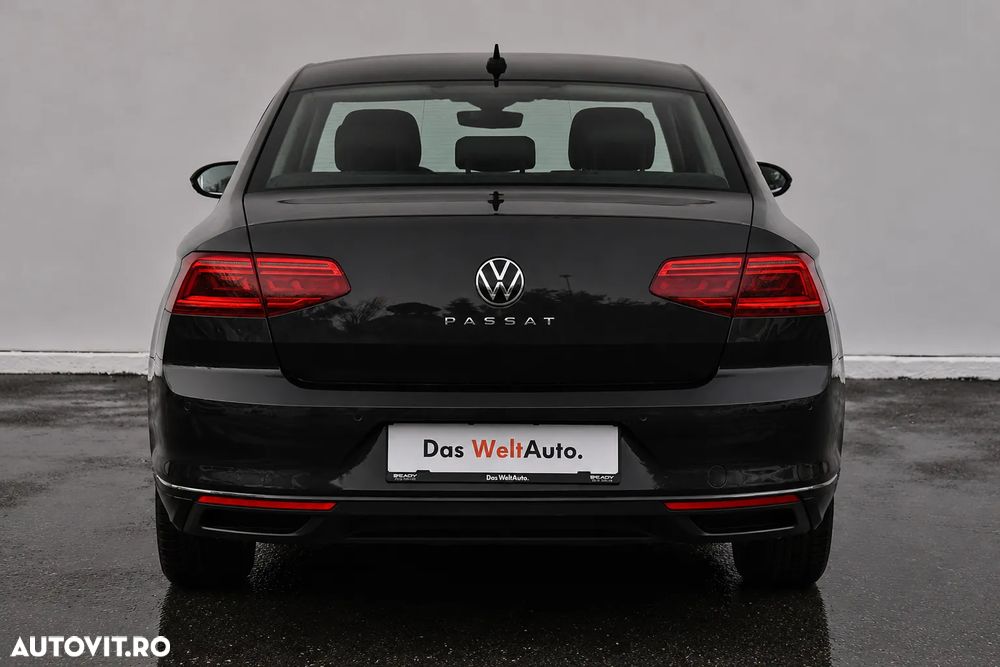 Volkswagen Passat 2.0 TDI DSG Comfortline - 9