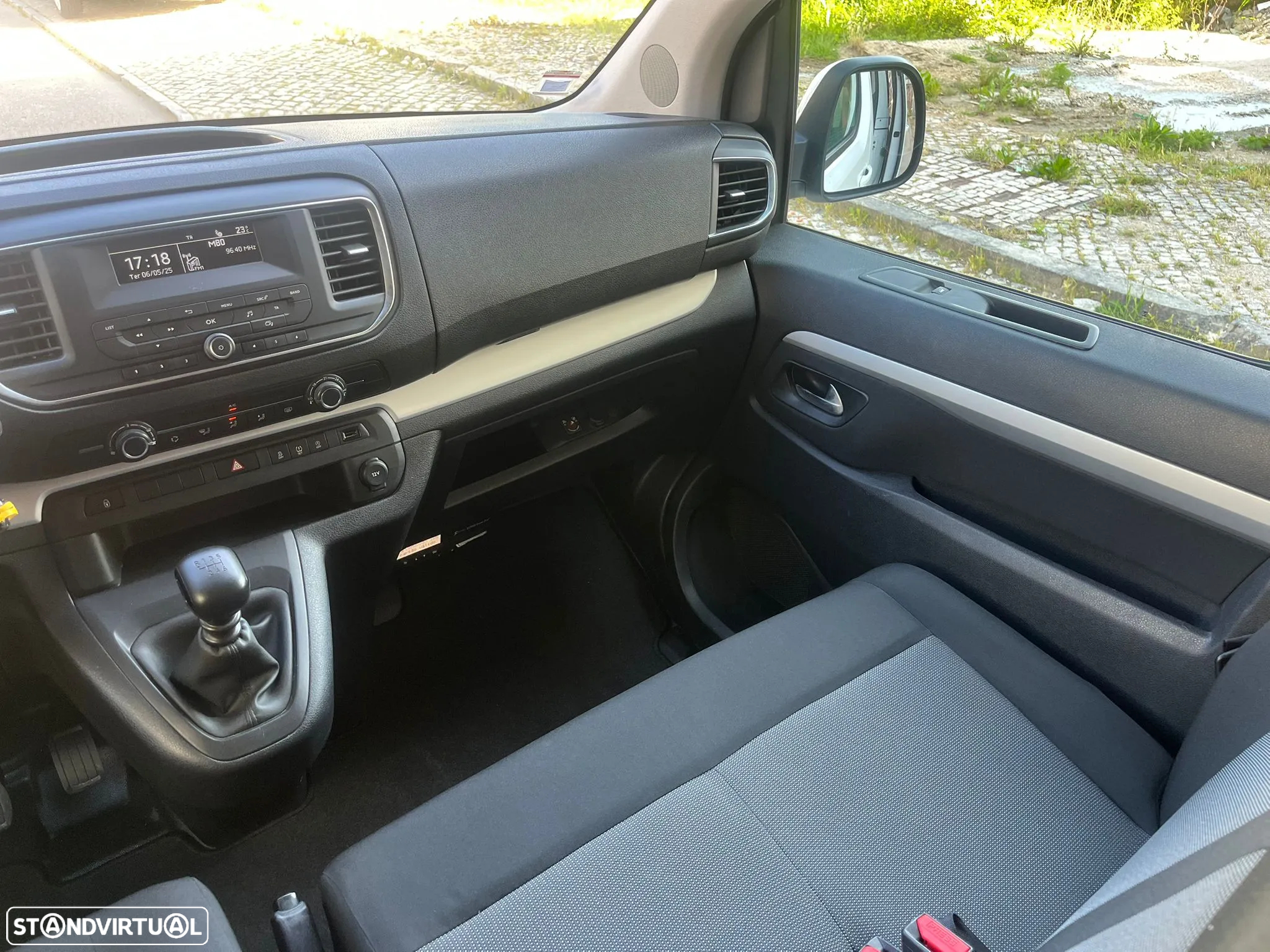 Toyota Proace Verso 1.5 D-4D L3 (LONGA) - AC - 9 LUGARES - 28
