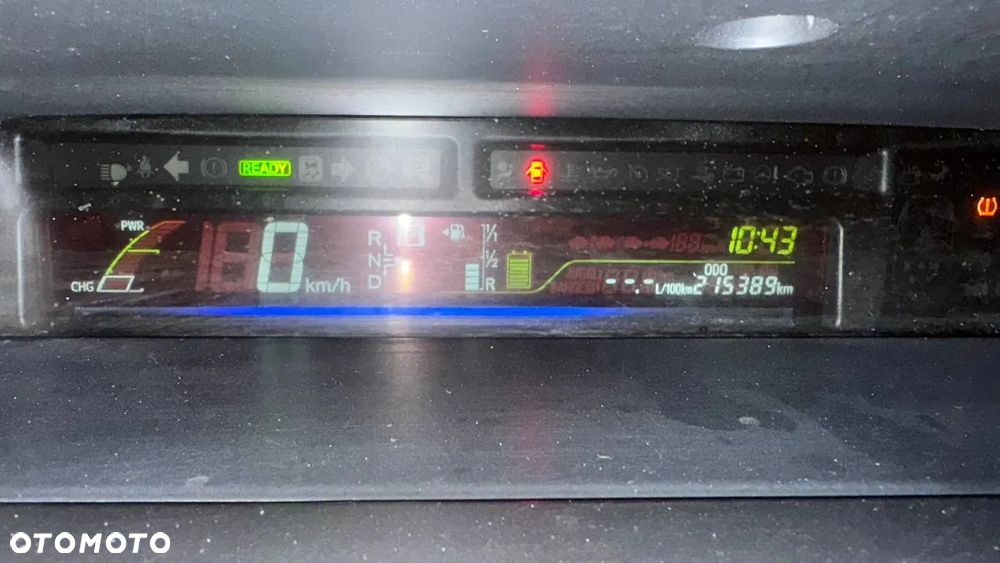 Toyota Prius+ (Hybrid) Comfort - 9