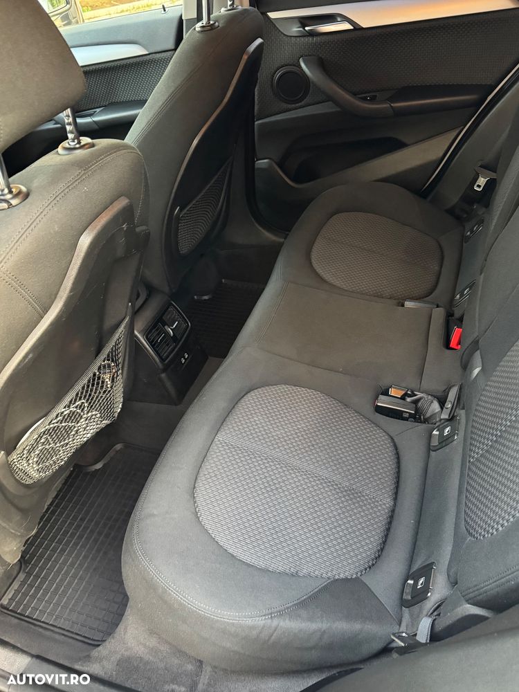 BMW X1 sDrive18d Aut. - 8