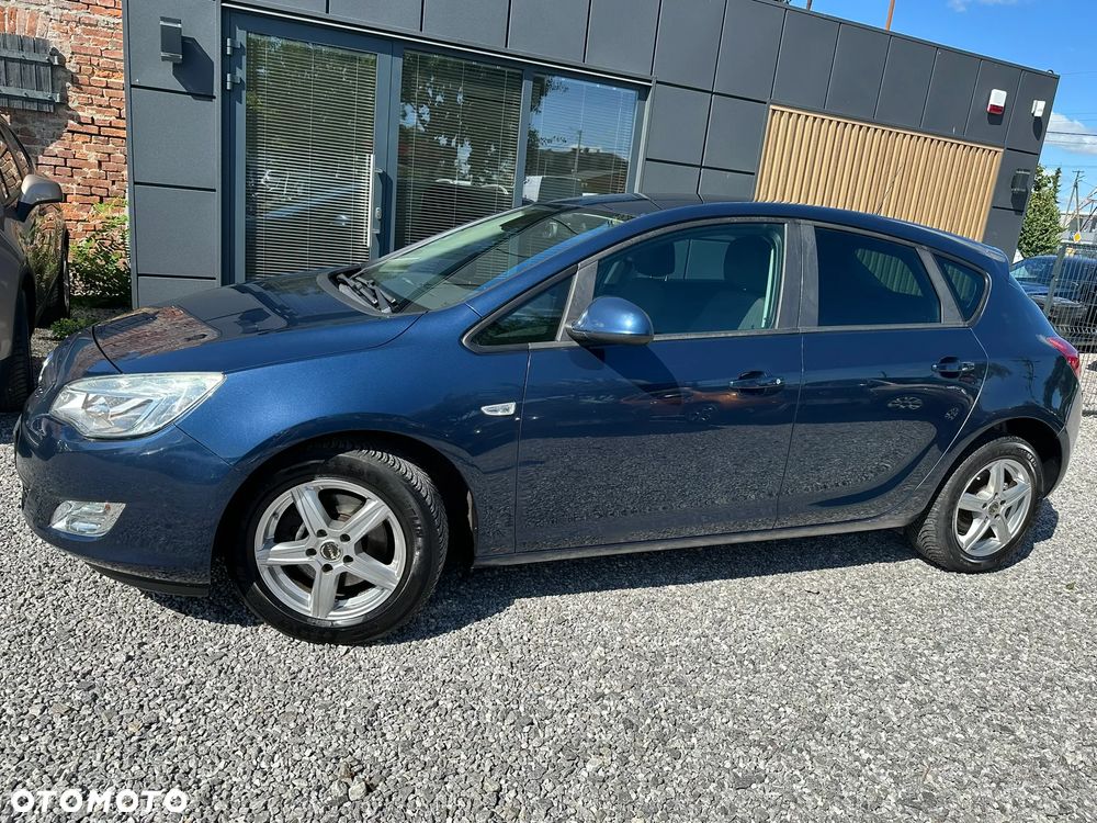 Opel Astra 1.7 CDTI DPF ecoFLEX TourerStart/Stop 150 Jahre - 6