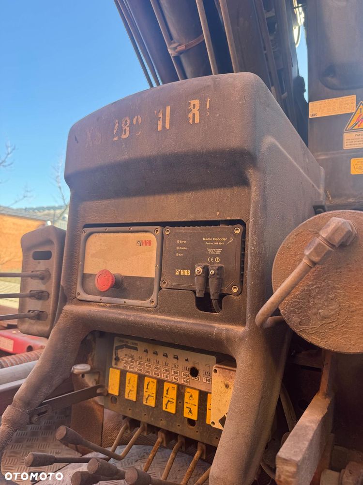 Mercedes-Benz 32 51   8x4 - 4