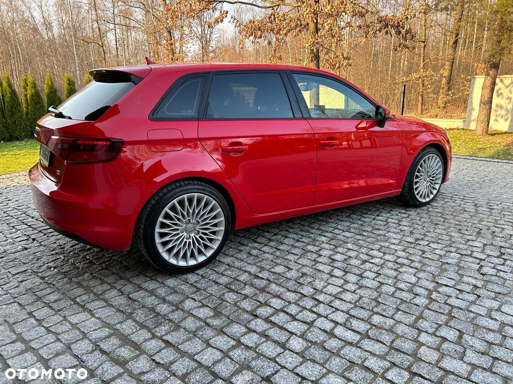 Audi A3 Sportback 2.0 TDI Sport S tronic - 5