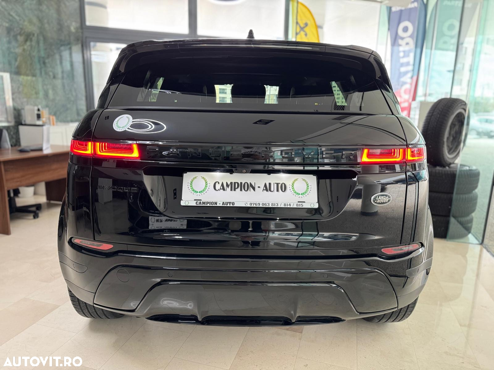 Land Rover Range Rover Evoque 2.0 D150 R-Dynamic - 8