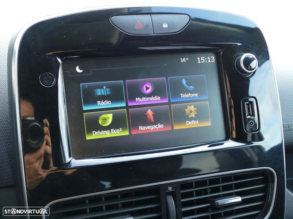 Renault Clio Sport Tourer 0.9 TCe Limited - 17