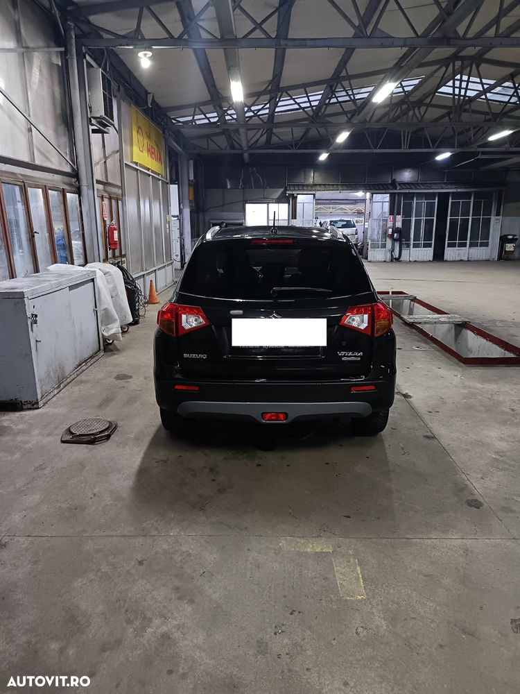 Suzuki Vitara - 11