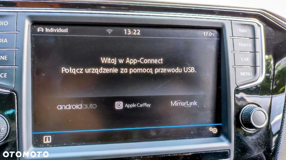 Volkswagen Passat 2.0 TDI SCR Highline - 23