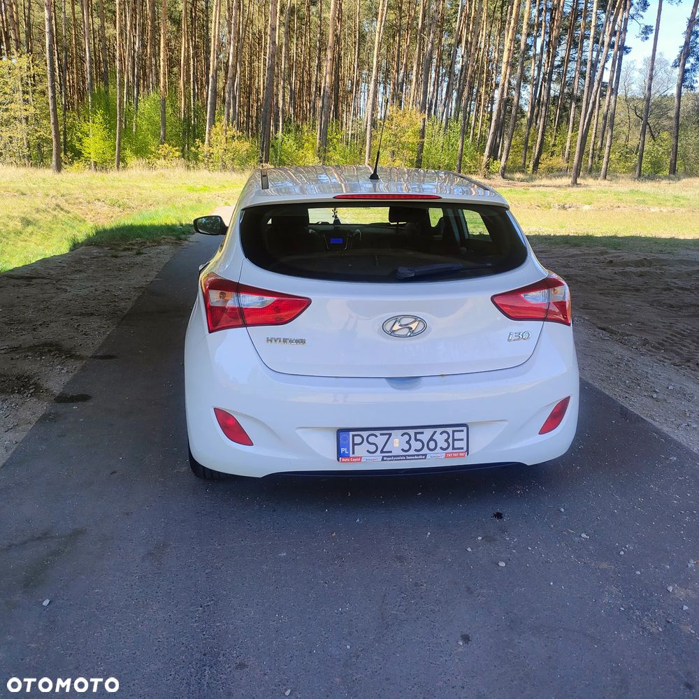 Hyundai i30 1.4 Comfort - 27