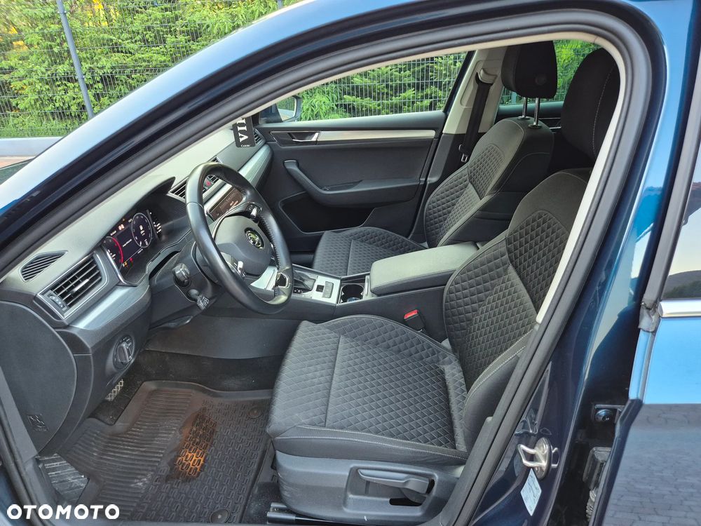 Skoda Superb 2.0 TDI SCR Ambition DSG - 10