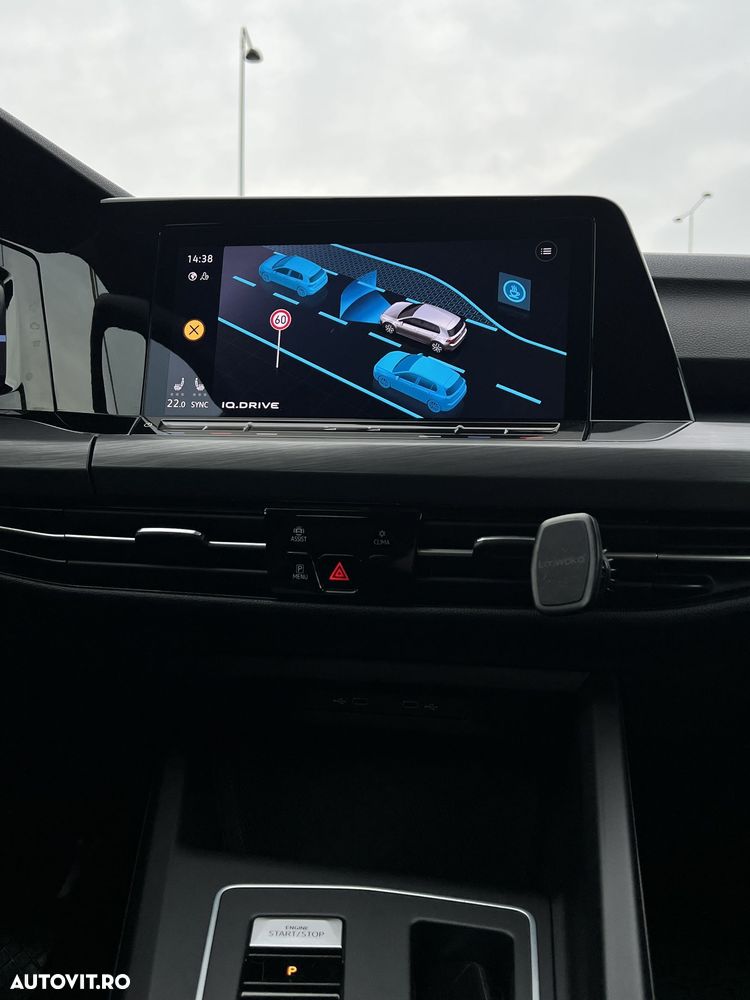 Volkswagen Golf 1.5 eTSI ACT DSG MHEV Style - 35