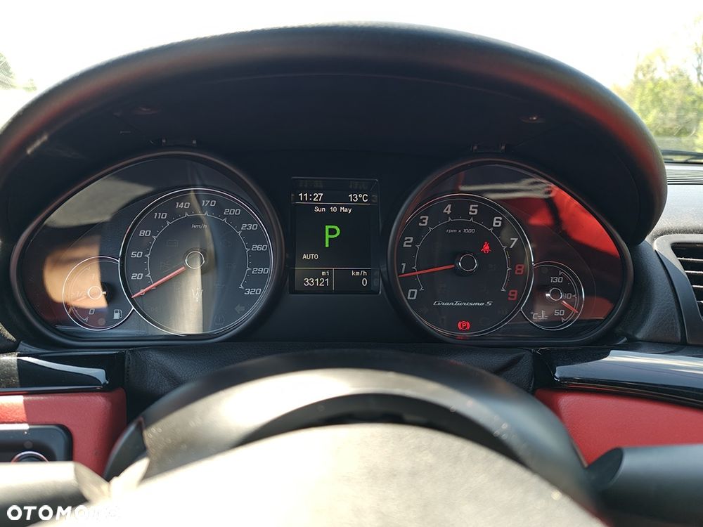 Maserati GranCabrio Sport - 35
