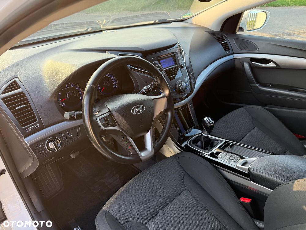 Hyundai i40 1.6 GDI Comfort + - 22