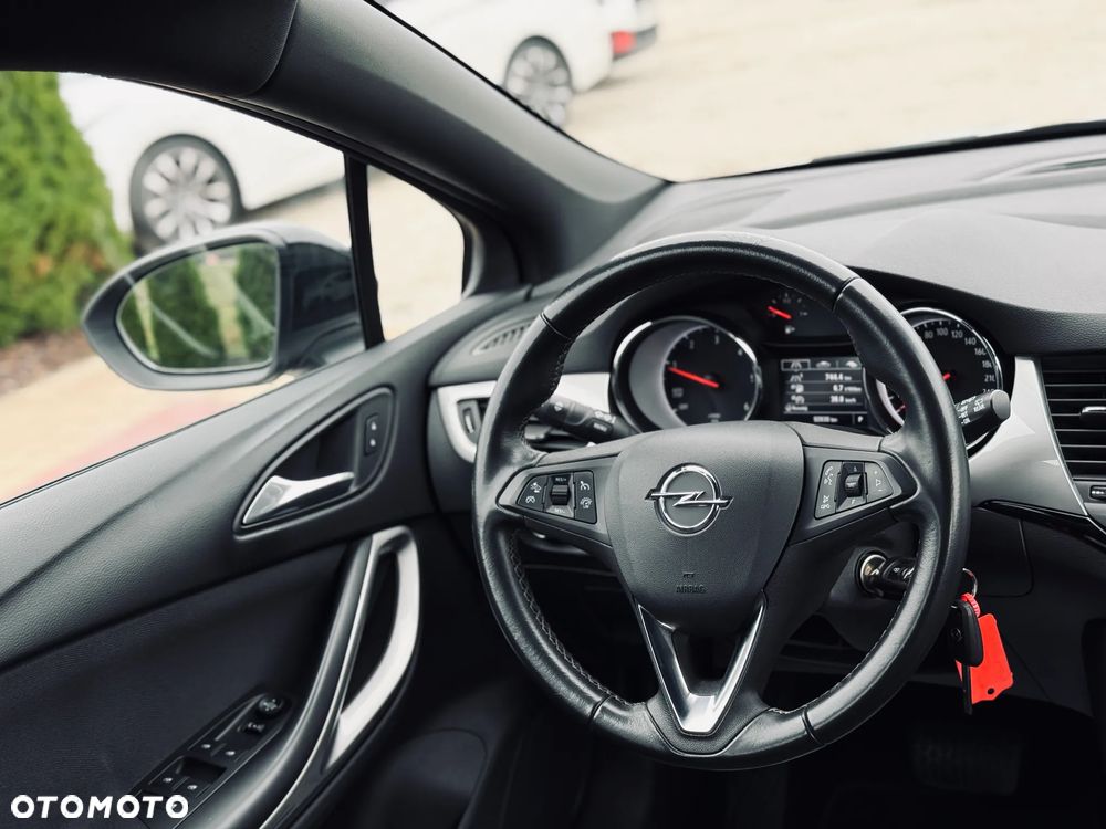 Opel Astra 1.5 D Start/Stop Automatik 2020 - 25
